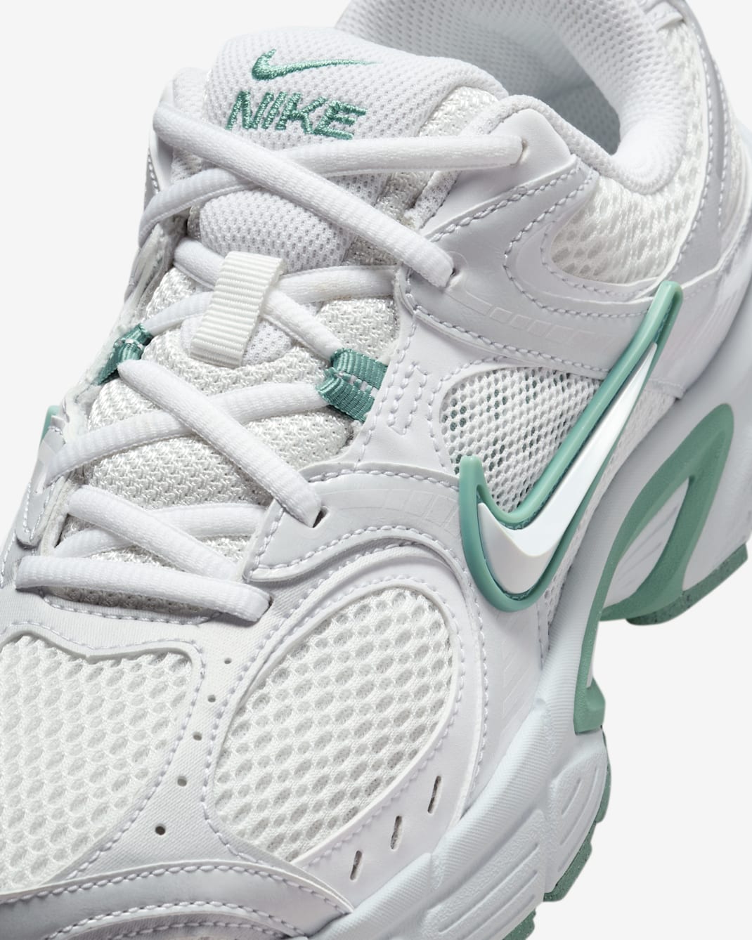 Women Nike V5 RNR Shoes